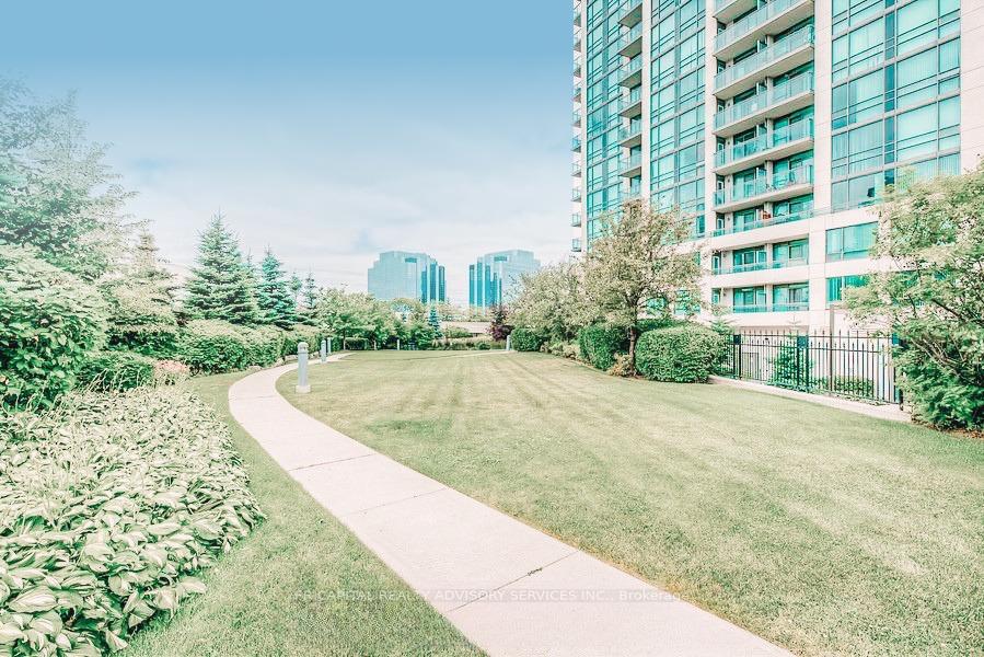 68 Grangeway Avenue 1102, Toronto E09 — photo 2 of 5