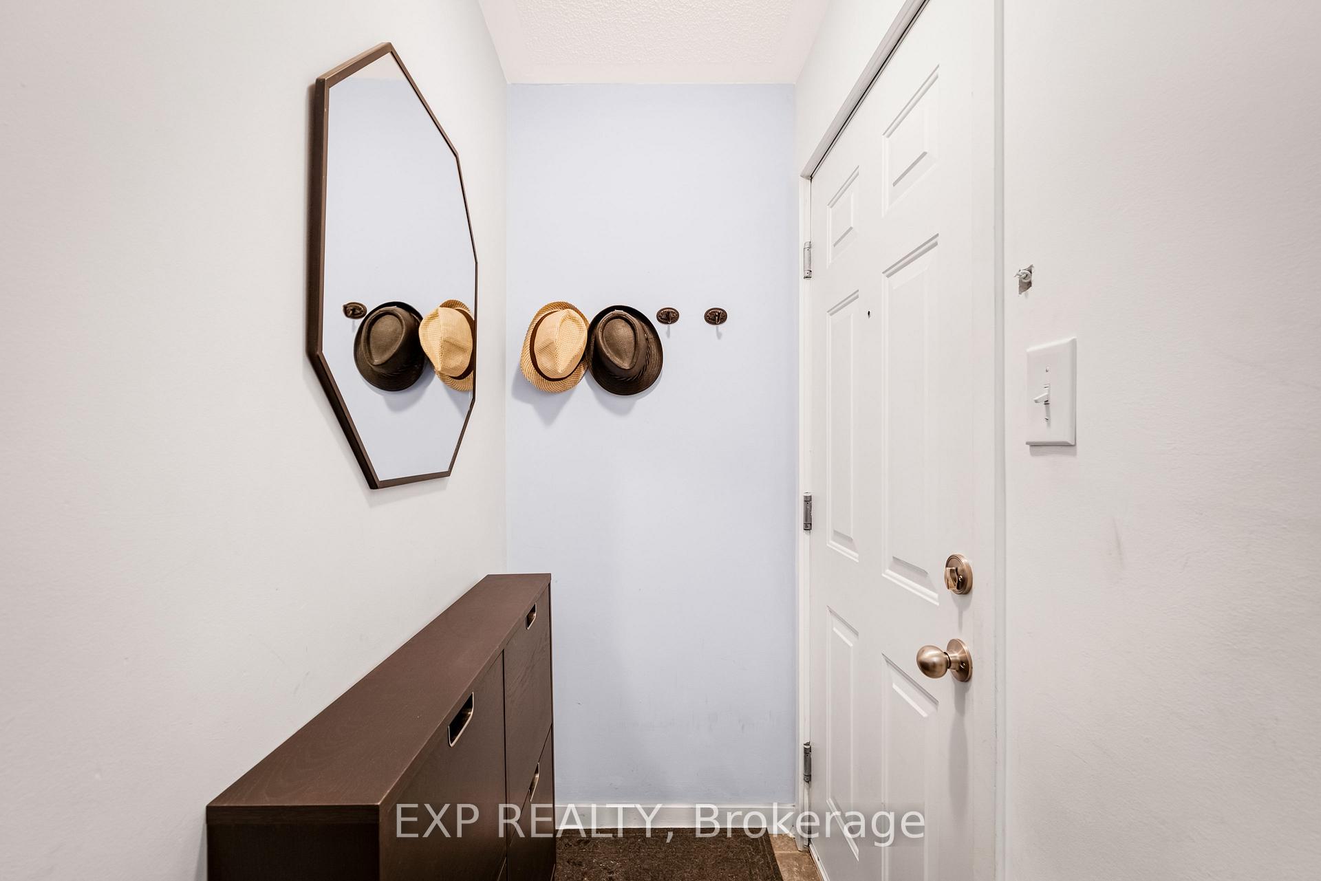88 Munro Street 5, Toronto E01 — photo 2 of 5