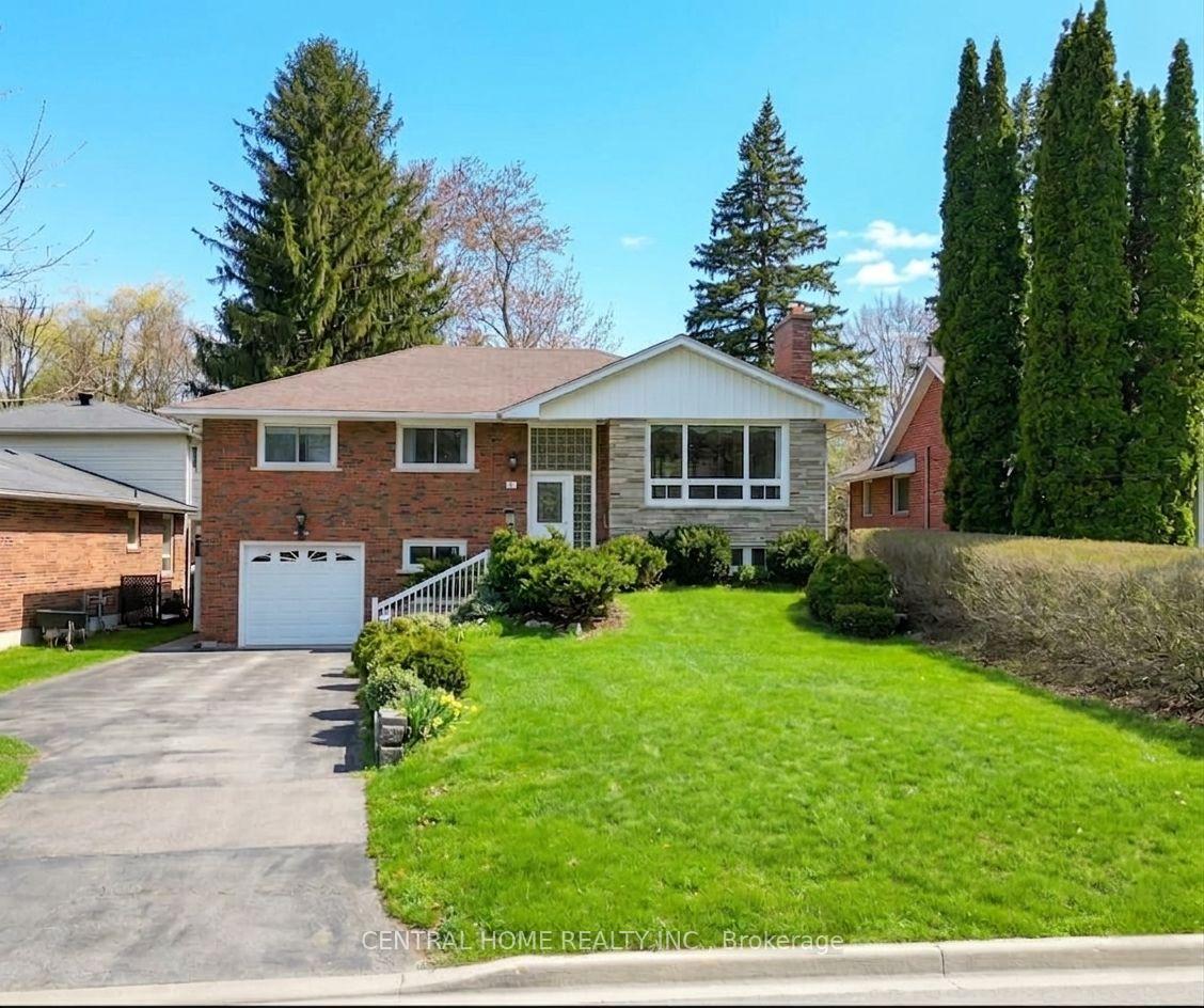 102 Meadowvale Road, Toronto E10, ON M1C 1S1