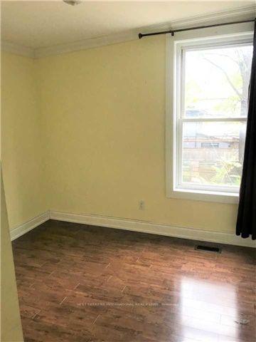 492 Eastern Avenue, Toronto E01 — photo 3 of 5