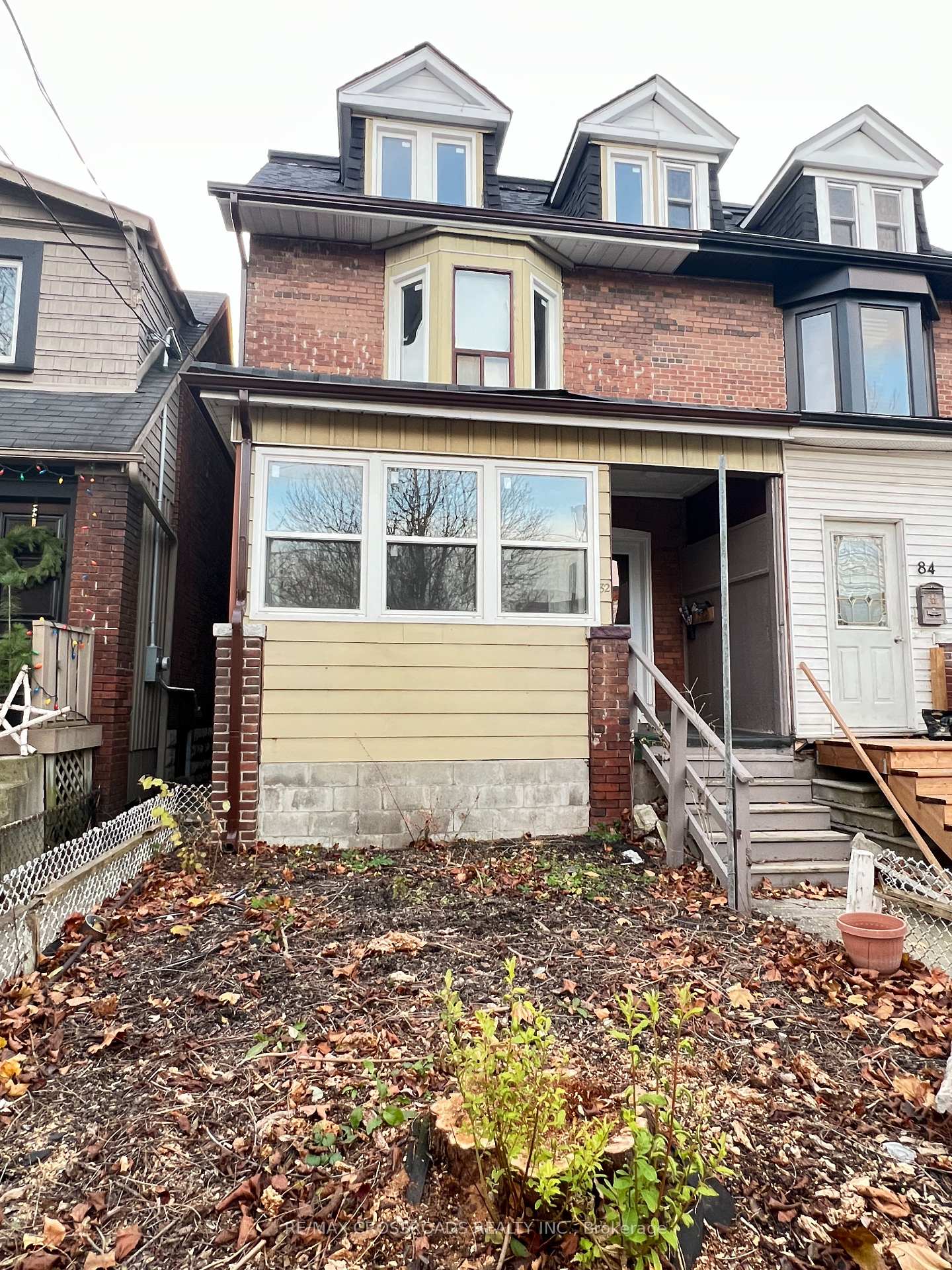 82 Curzon Street UNIT 3, Toronto E01, ON M4M 3B4