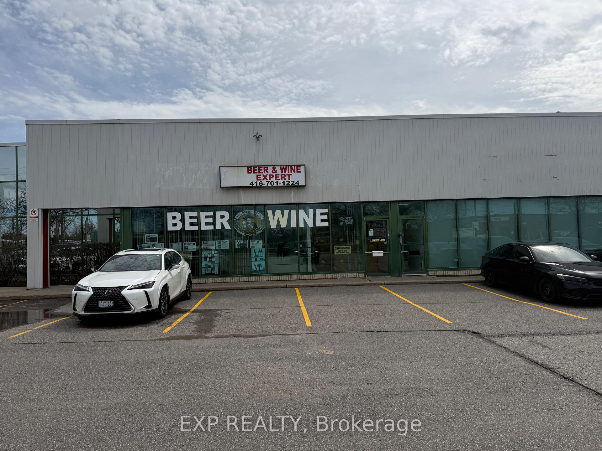 21 Canadian Road 5, Toronto E04, ON M1R 5G2