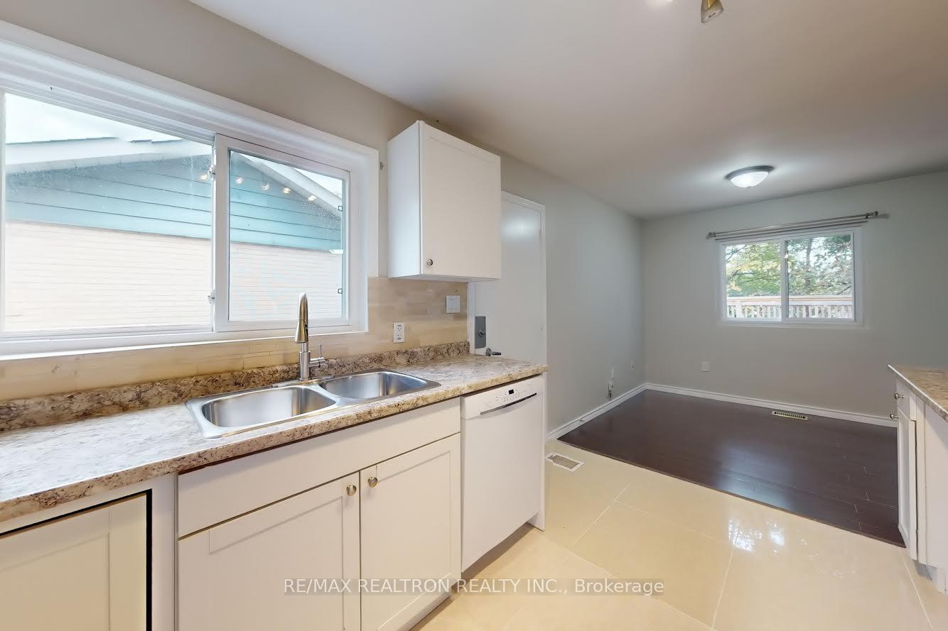 34 Orton Park Road, Toronto E09 — photo 5 of 5