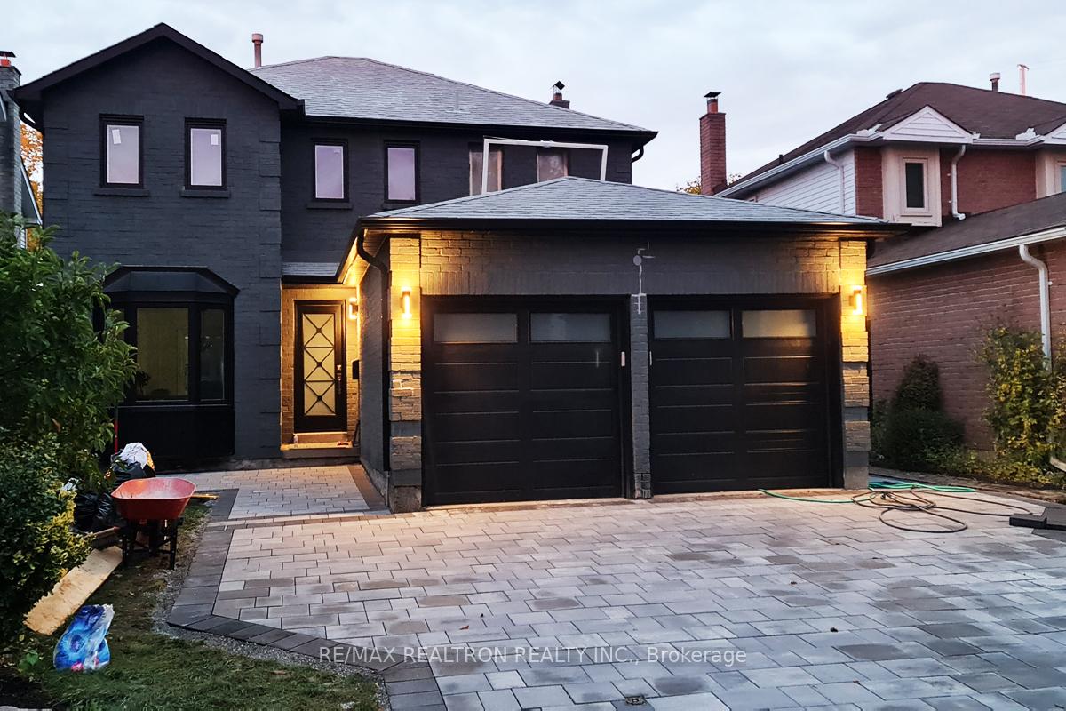 657 Cognac Crescent # Upper, Pickering, ON L1X 1L7 — Pickering, Ontario