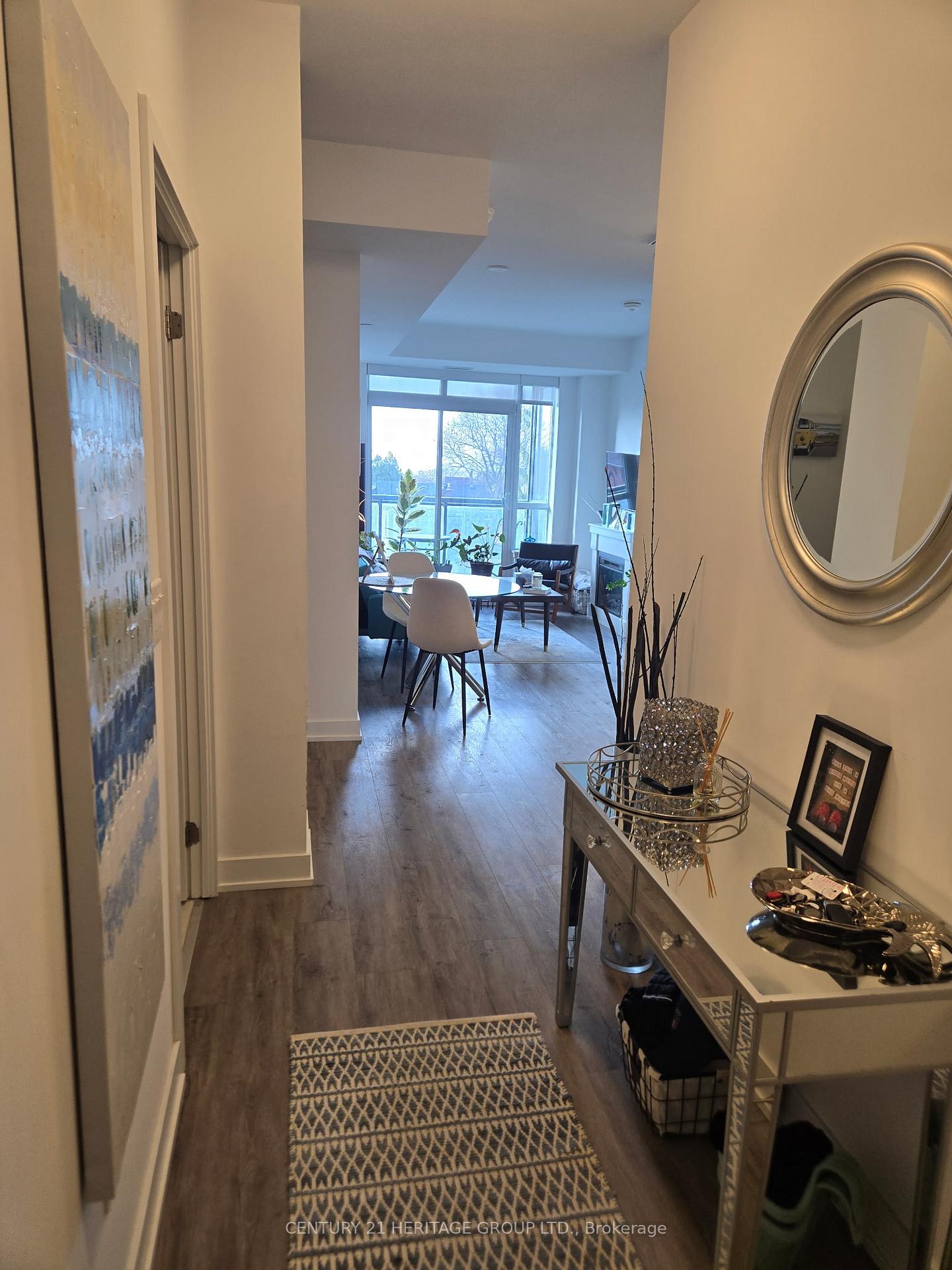 630 Greenwood Avenue 304, Toronto E01 — photo 2 of 5
