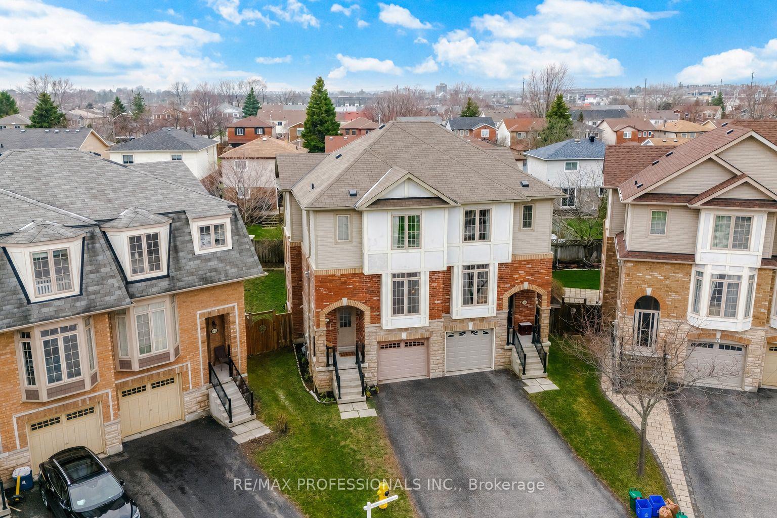 45 Horton Street, Ajax, ON L1Z 1E3 — Ajax, Ontario