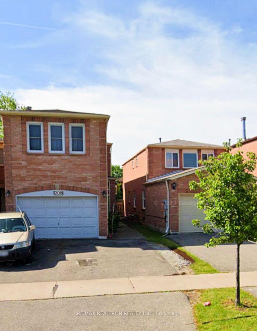 208 Roxanne Crescent Lower, Toronto E07, ON M1V 4G3