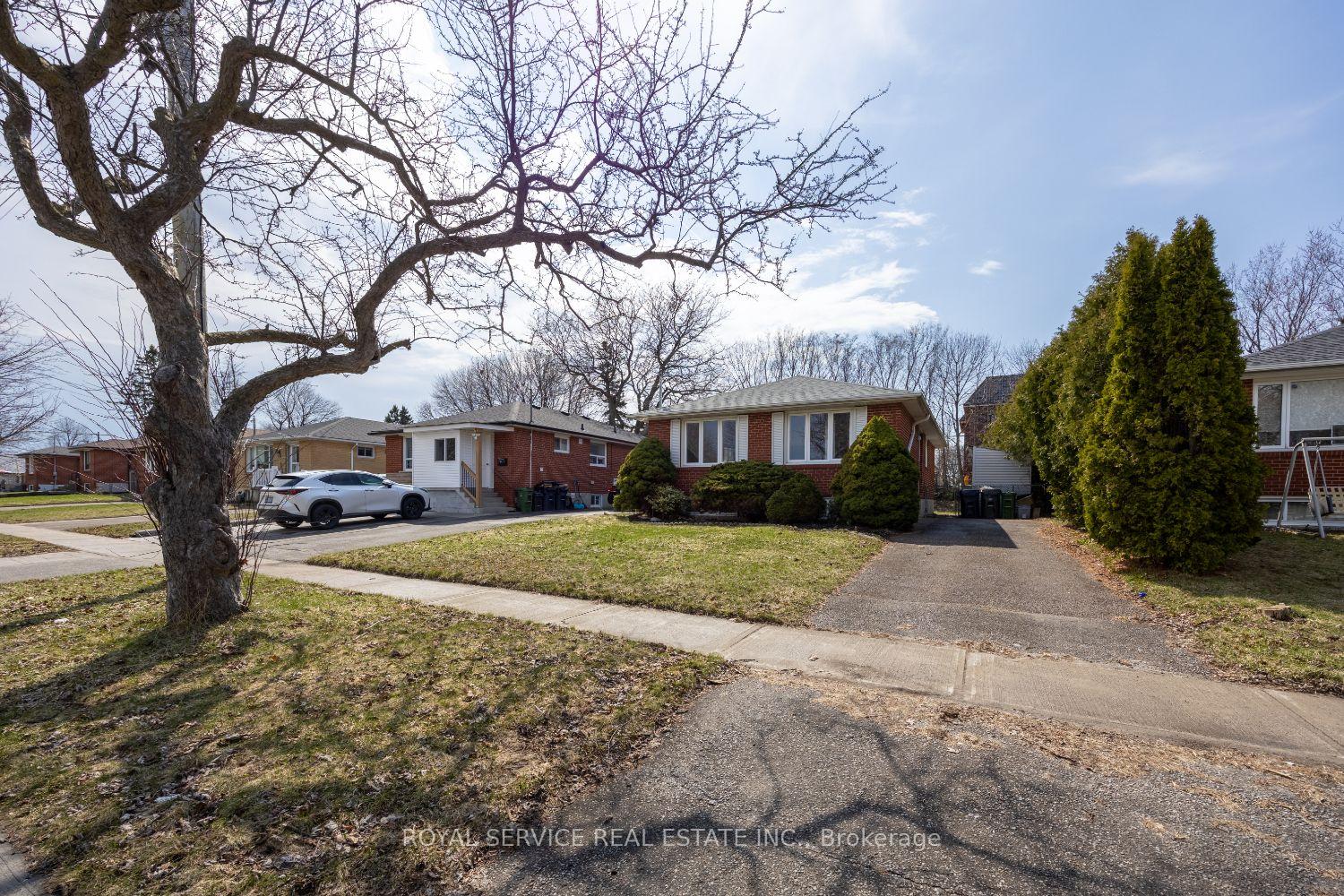 14 Hathway Drive, Toronto E09, ON M1P 4L5 — Toronto E09, Ontario