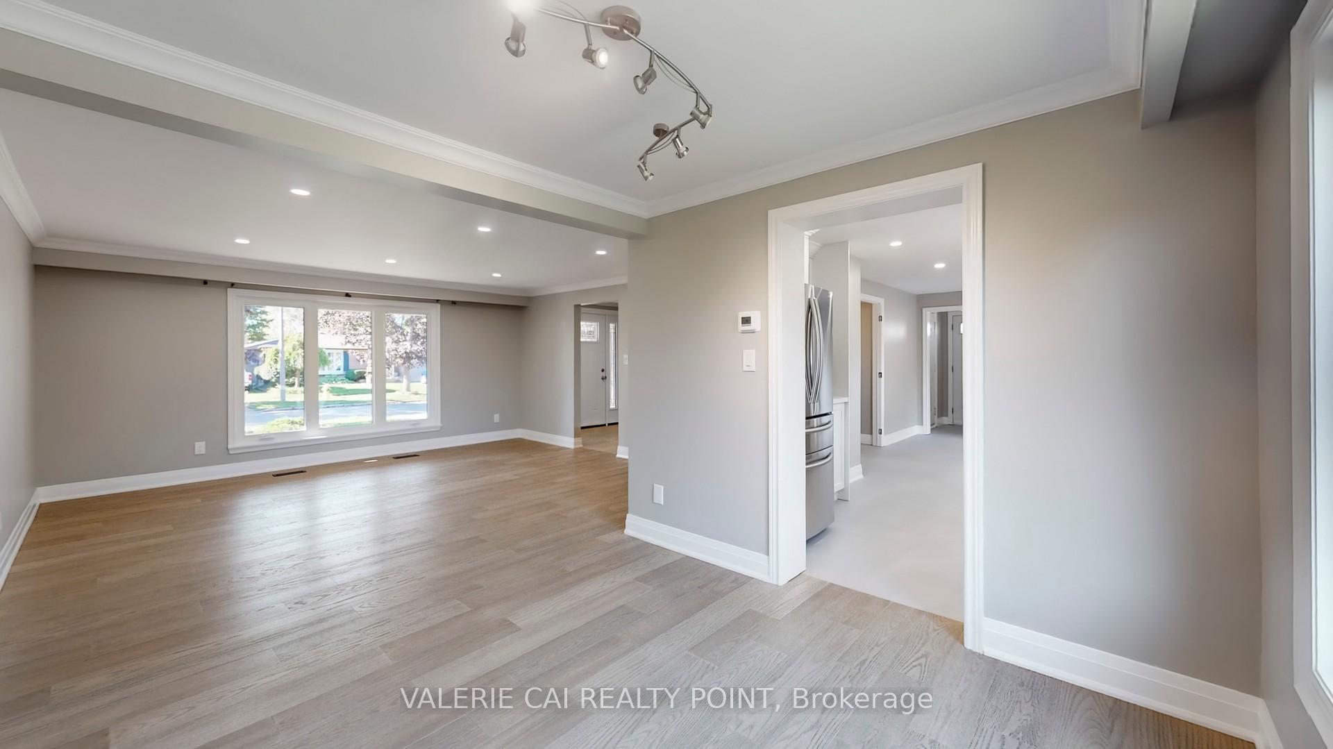 96 Bolland Crescent, Ajax — photo 3 of 5
