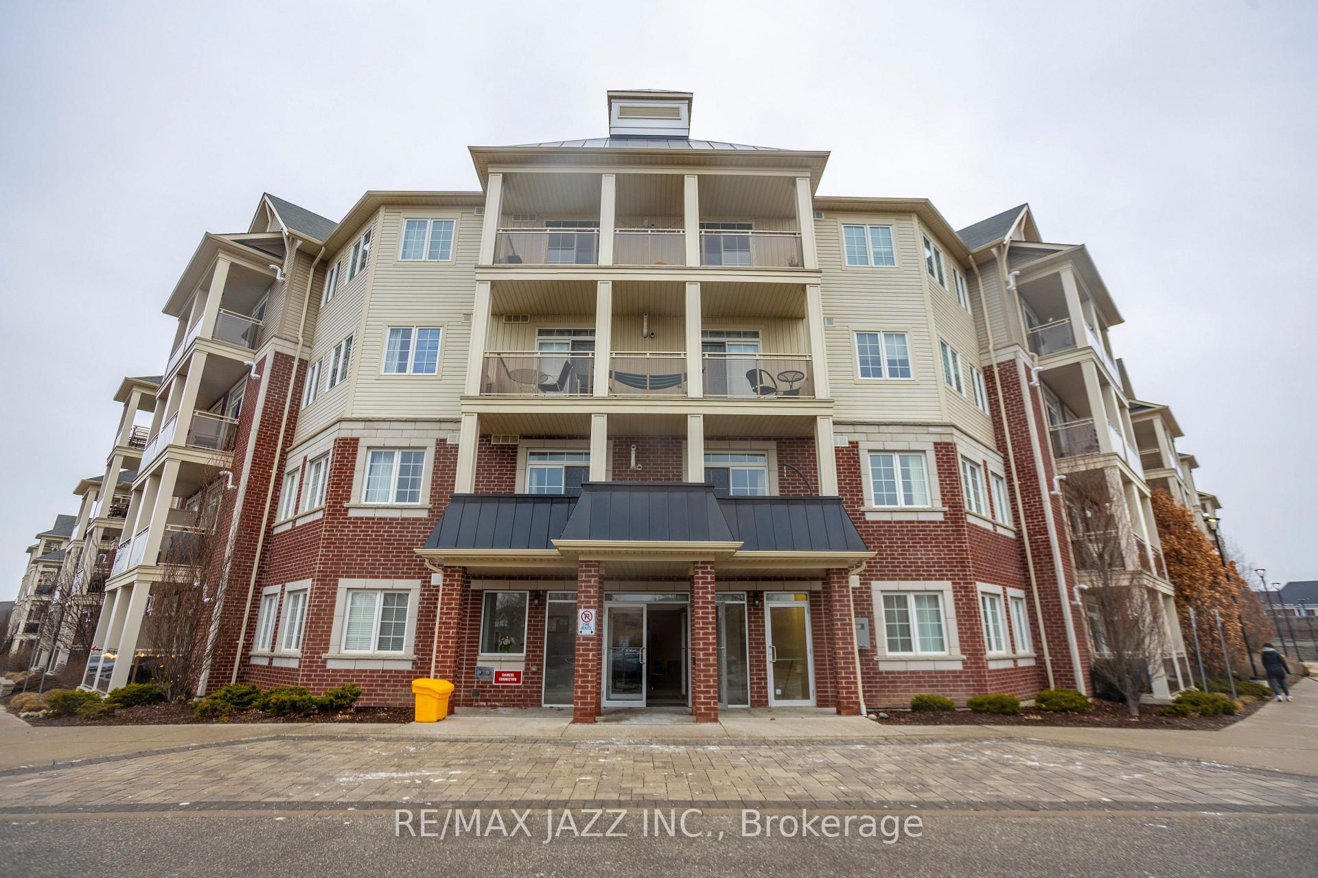 80 Aspen Springs Drive 308, Clarington, ON L1C 0V4
