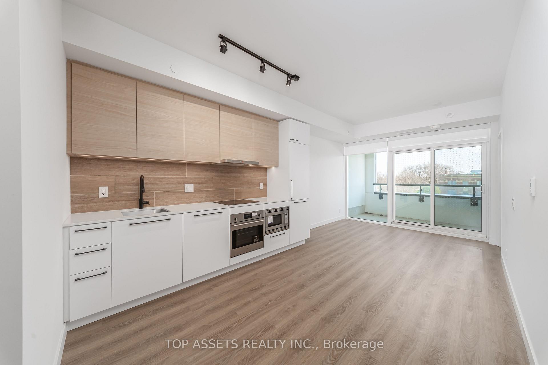 1050 Eastern Avenue 311, Toronto E01 — photo 4 of 5