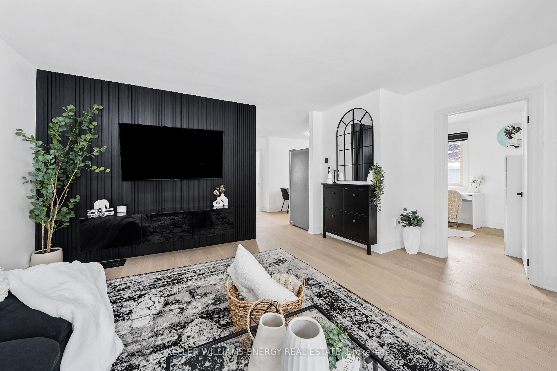 267 Liberty Street N, Clarington — photo 4 of 5