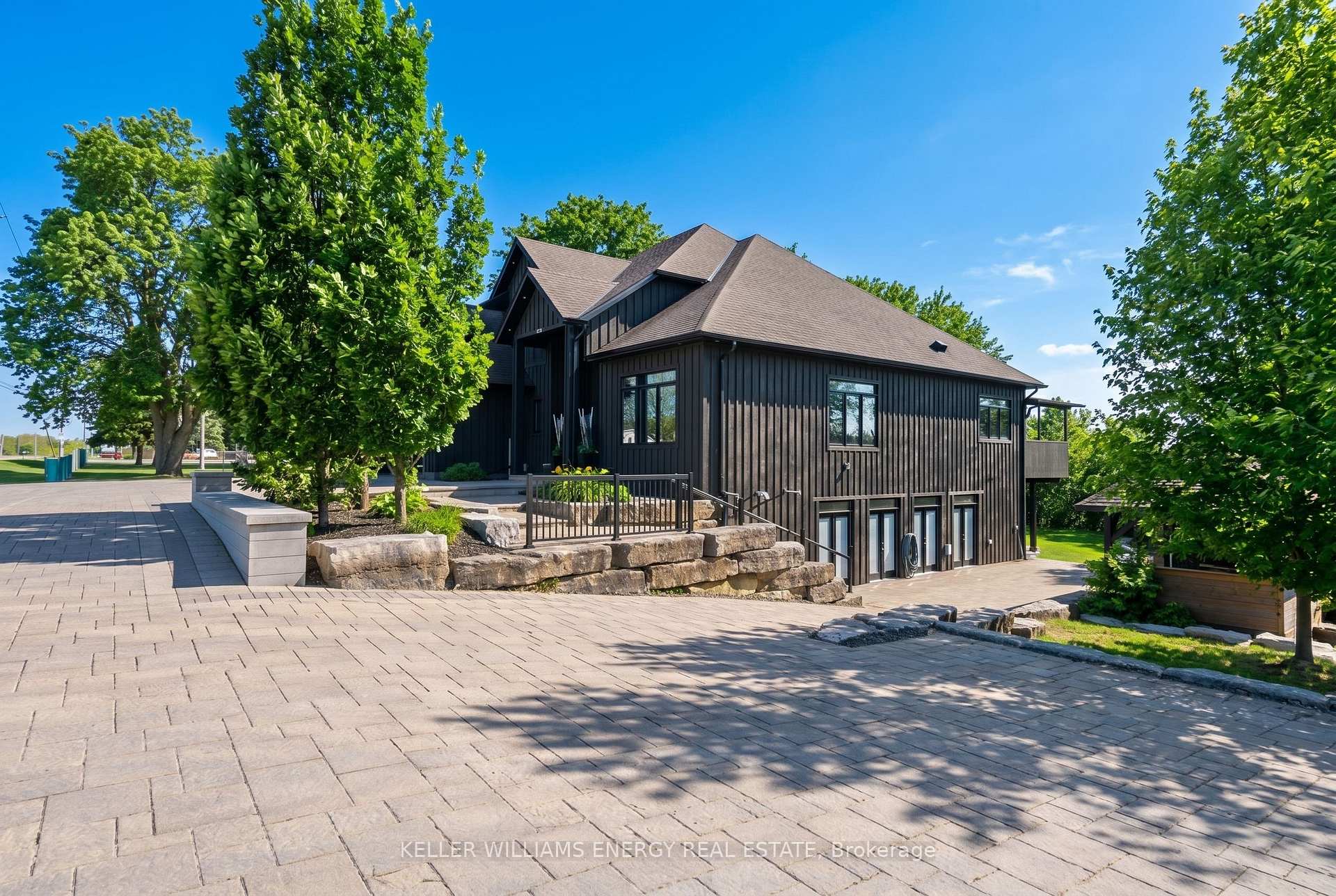4858 Trulls Road, Clarington — photo 3 of 5