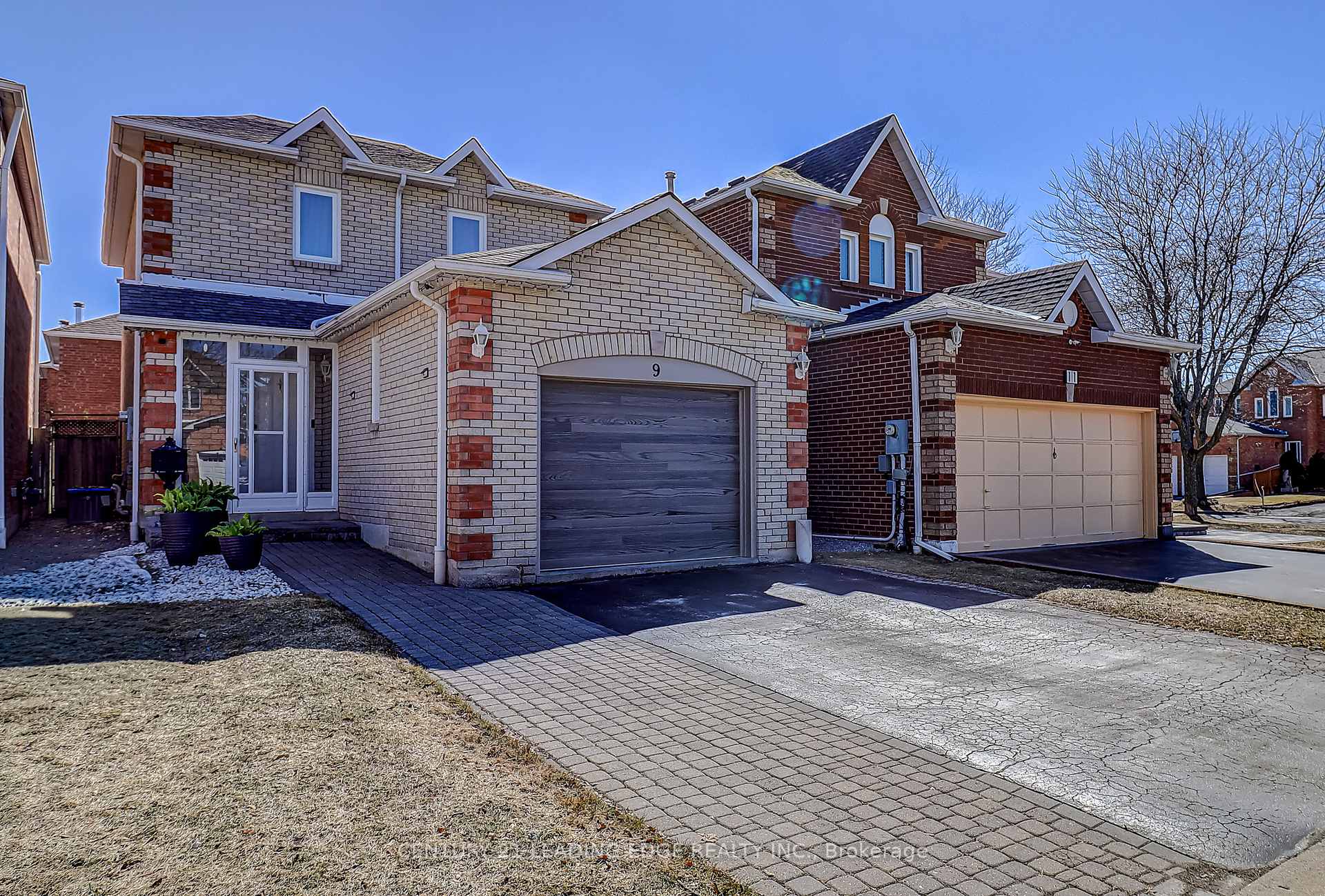 9 Card Street, Ajax — photo 3 of 5