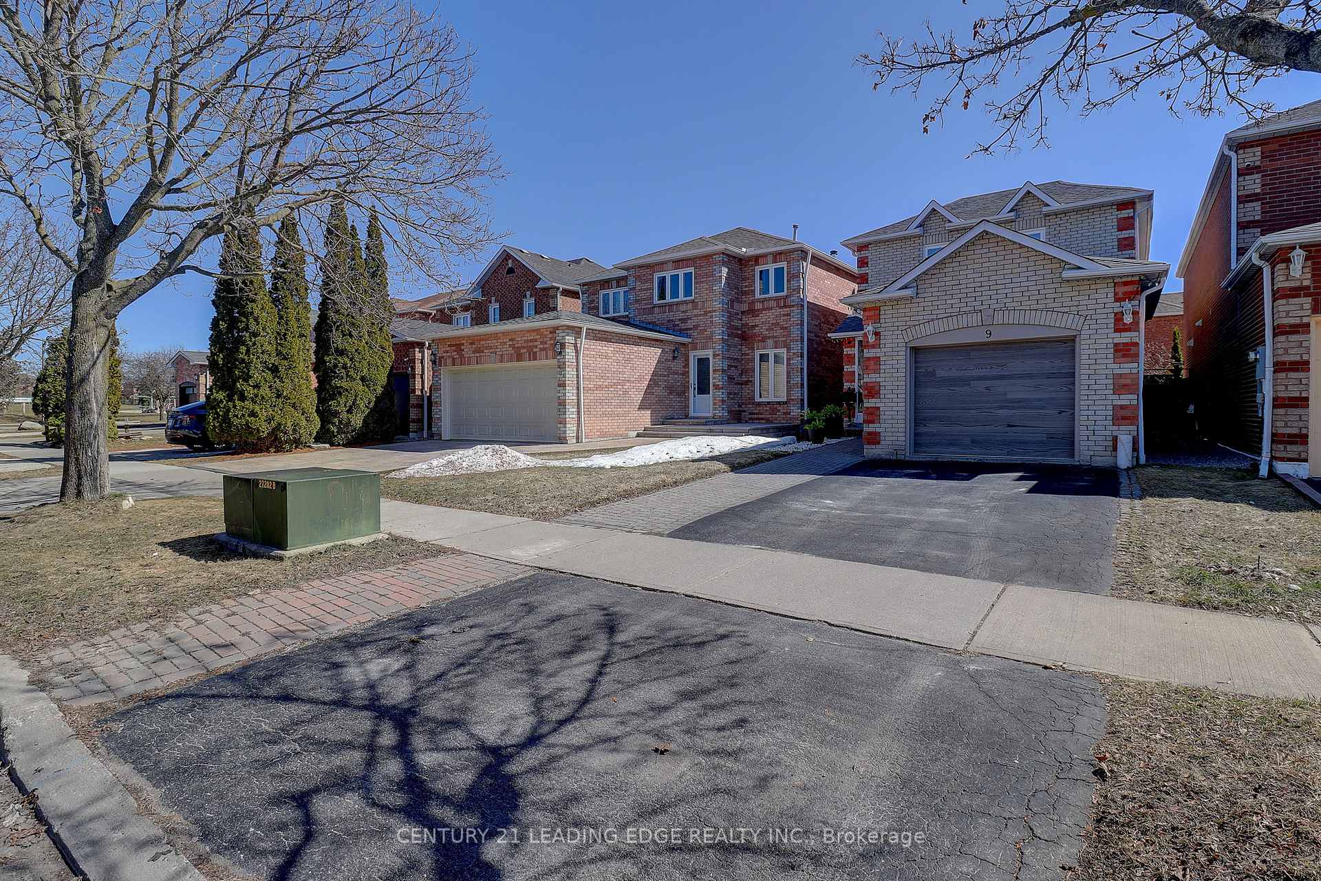 9 Card Street, Ajax — photo 4 of 5
