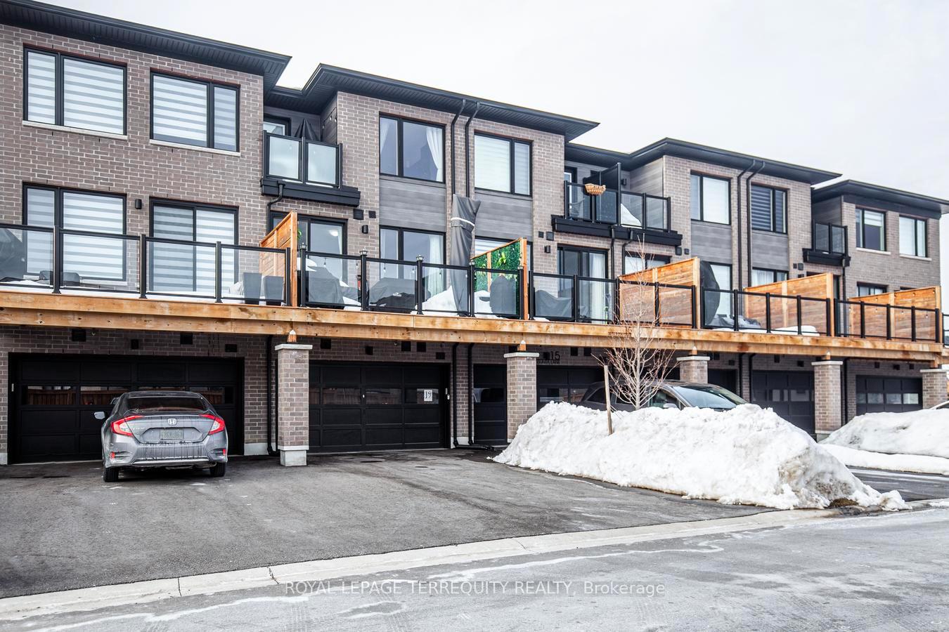 19 Assunta Lane, Clarington, ON L1C 7H3