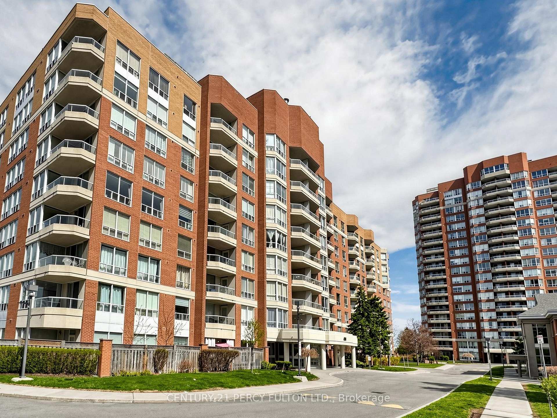480 Mclevin Avenue Ph15, Toronto E11, ON M1B 5N9