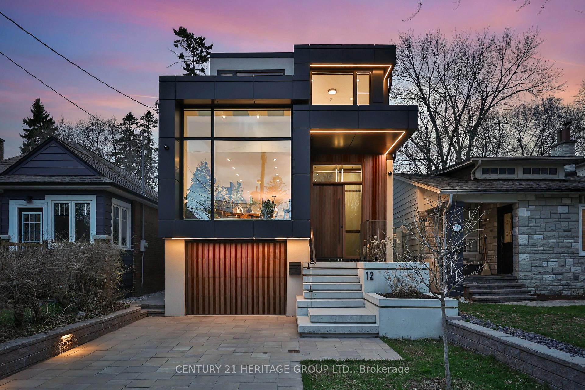 12 Valhalla Boulevard, Toronto E06, ON M1N 3B2