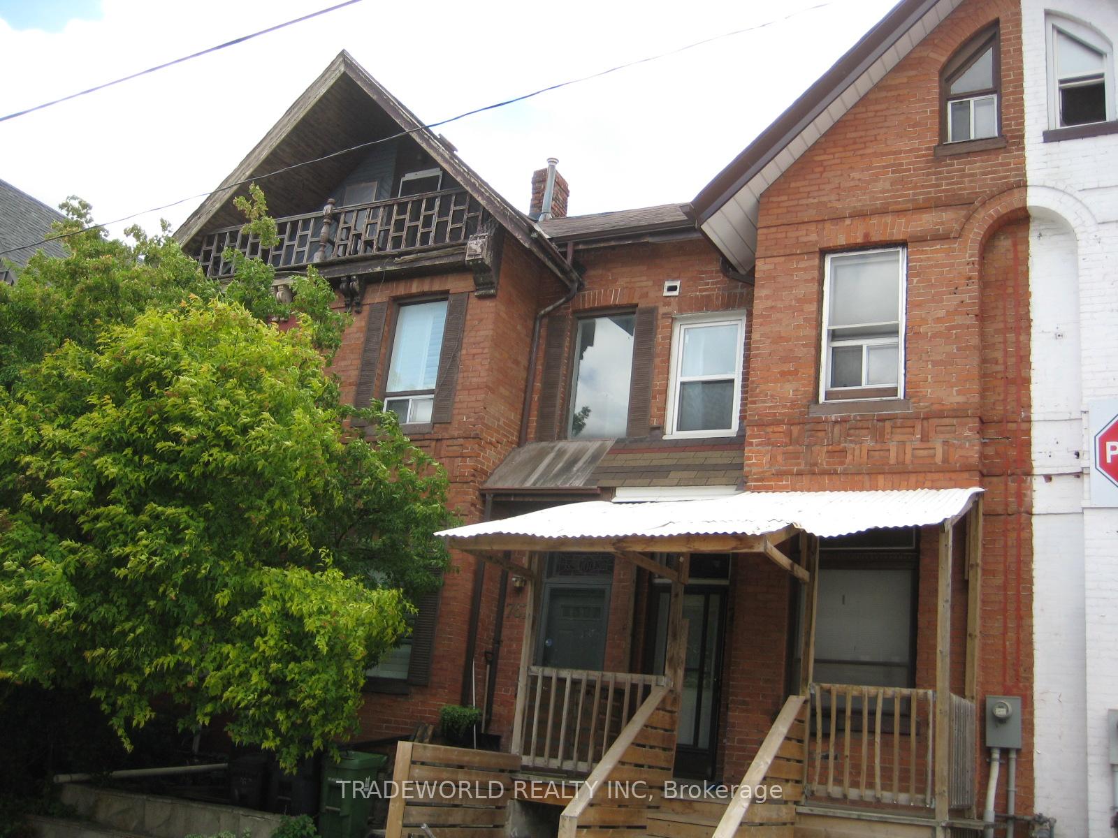 765 Gerrard Street E Lower, Toronto E01, ON M4M 1Y5