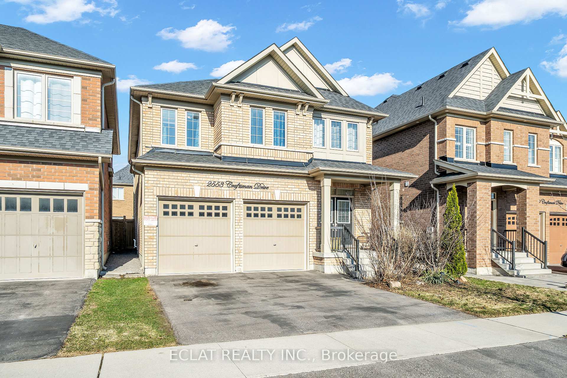 2553 Craftsman Drive, Oshawa, ON L1L 0M4