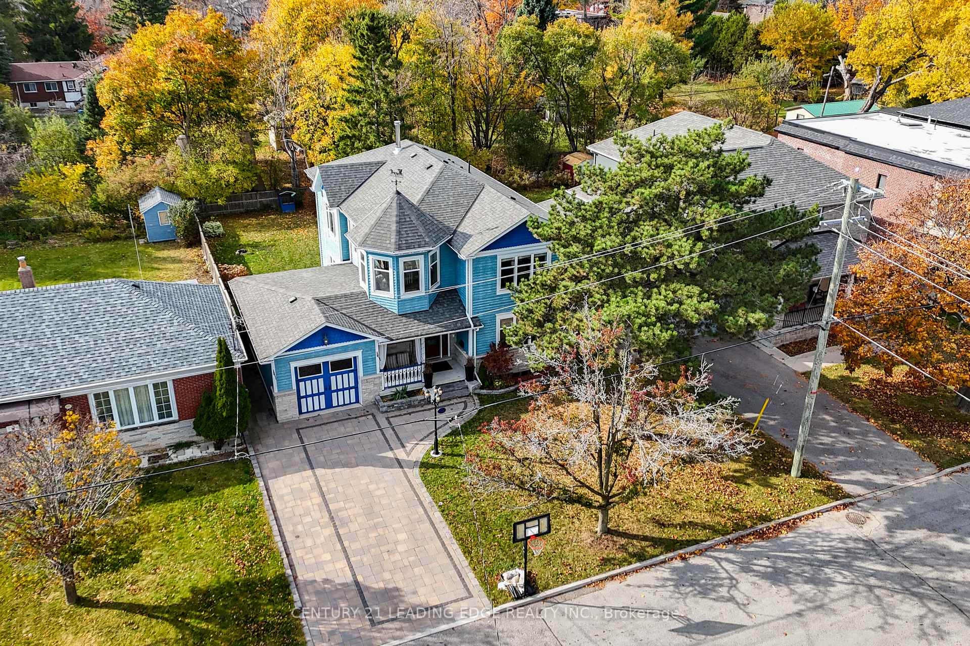 12 Gradwell Drive, Toronto E08, ON M1M 2M9