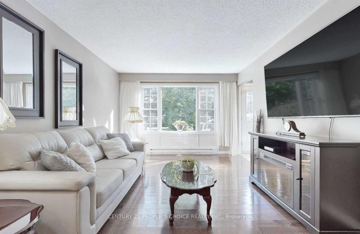 78 Claymore Crescent, Oshawa, ON L1G 6G2