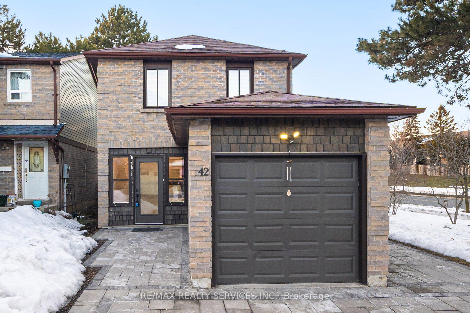 42 Frontier Pt Way, Toronto E11, ON M1B 4G4