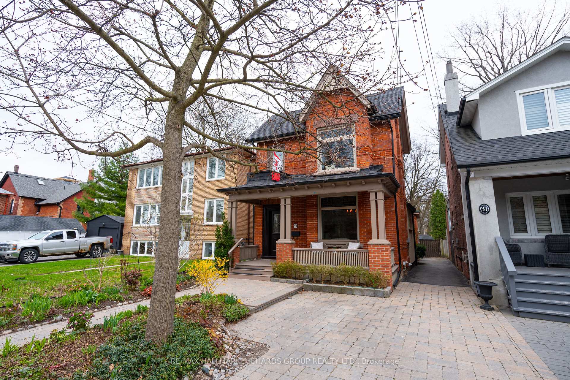 33 Swanwick Avenue, Toronto E02, ON M4E 1Z2