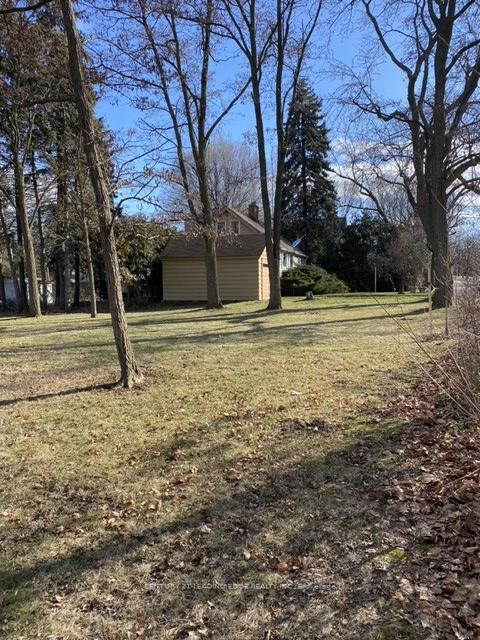 60 Pine Ridge Drive, Toronto E08 — photo 4 of 5
