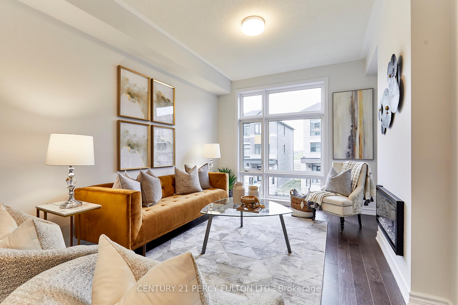 15 Douet Lane, Ajax — photo 2 of 5
