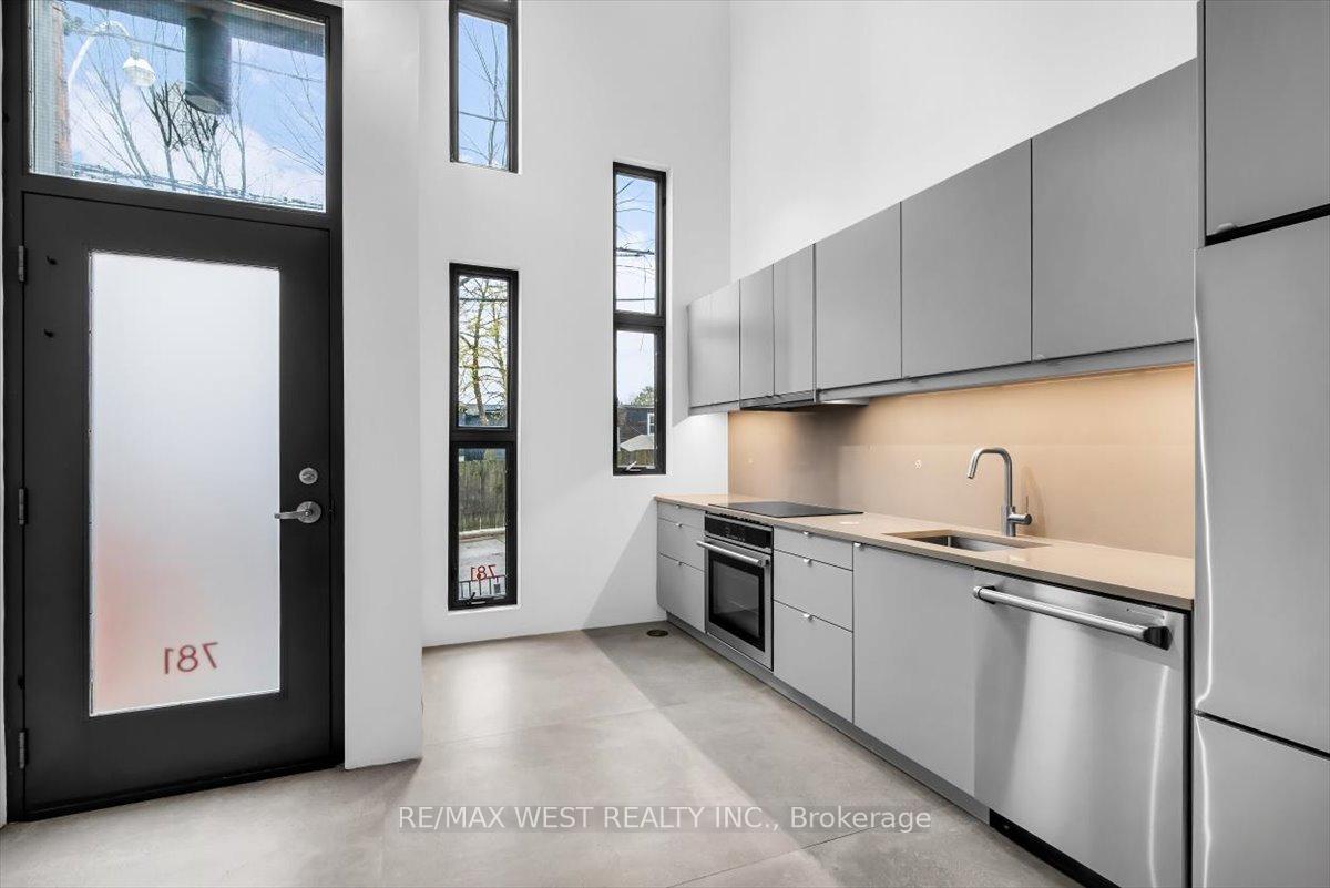 781 Craven Road, Toronto E01 — photo 4 of 5