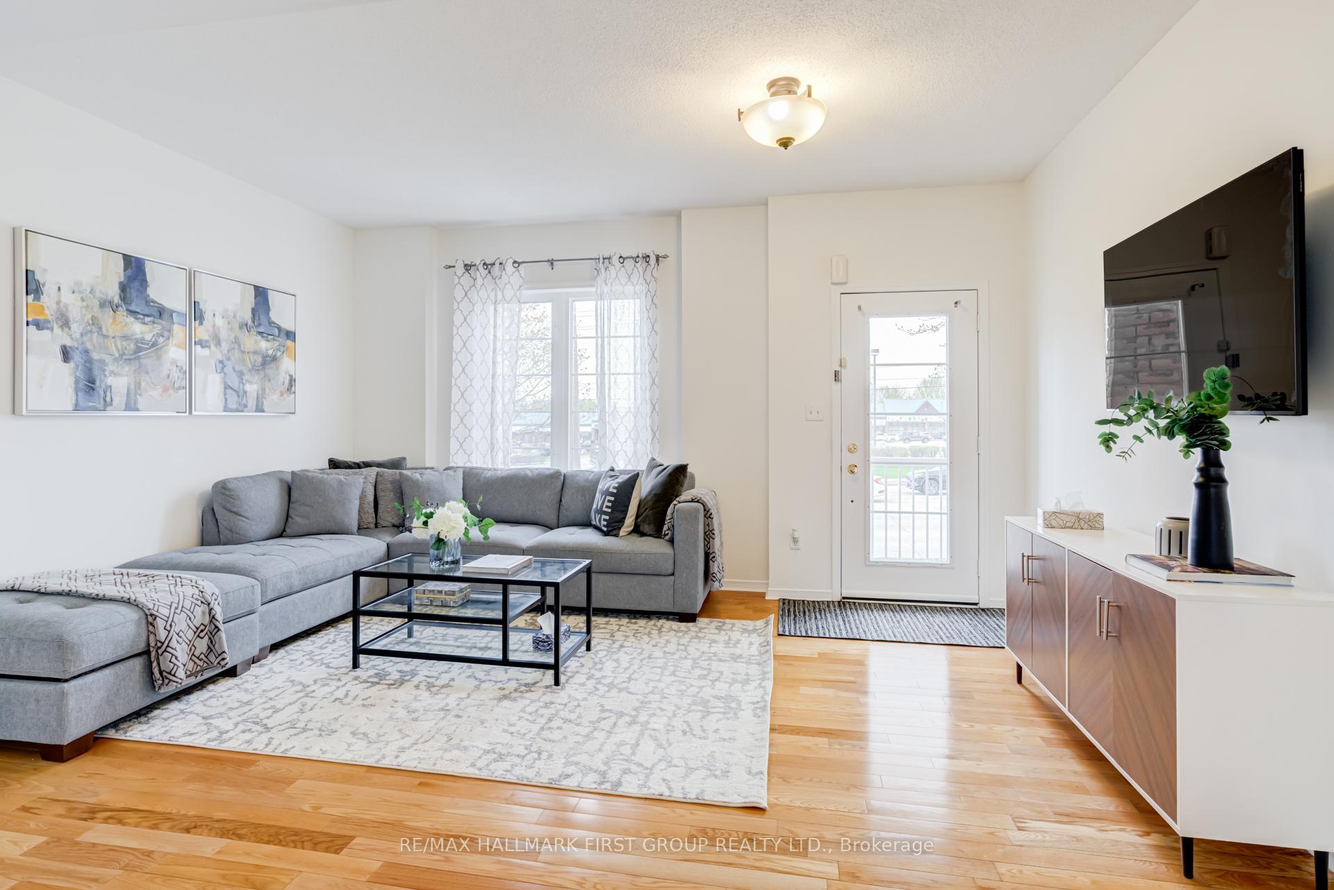 144 Bayly Street W, Ajax — photo 4 of 5