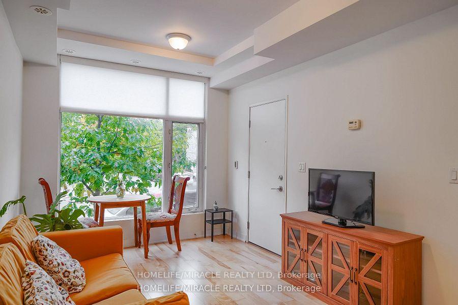 1331 Gerrard Street E 2, Toronto E01, ON M4L 1Y8 — Toronto E01, Ontario