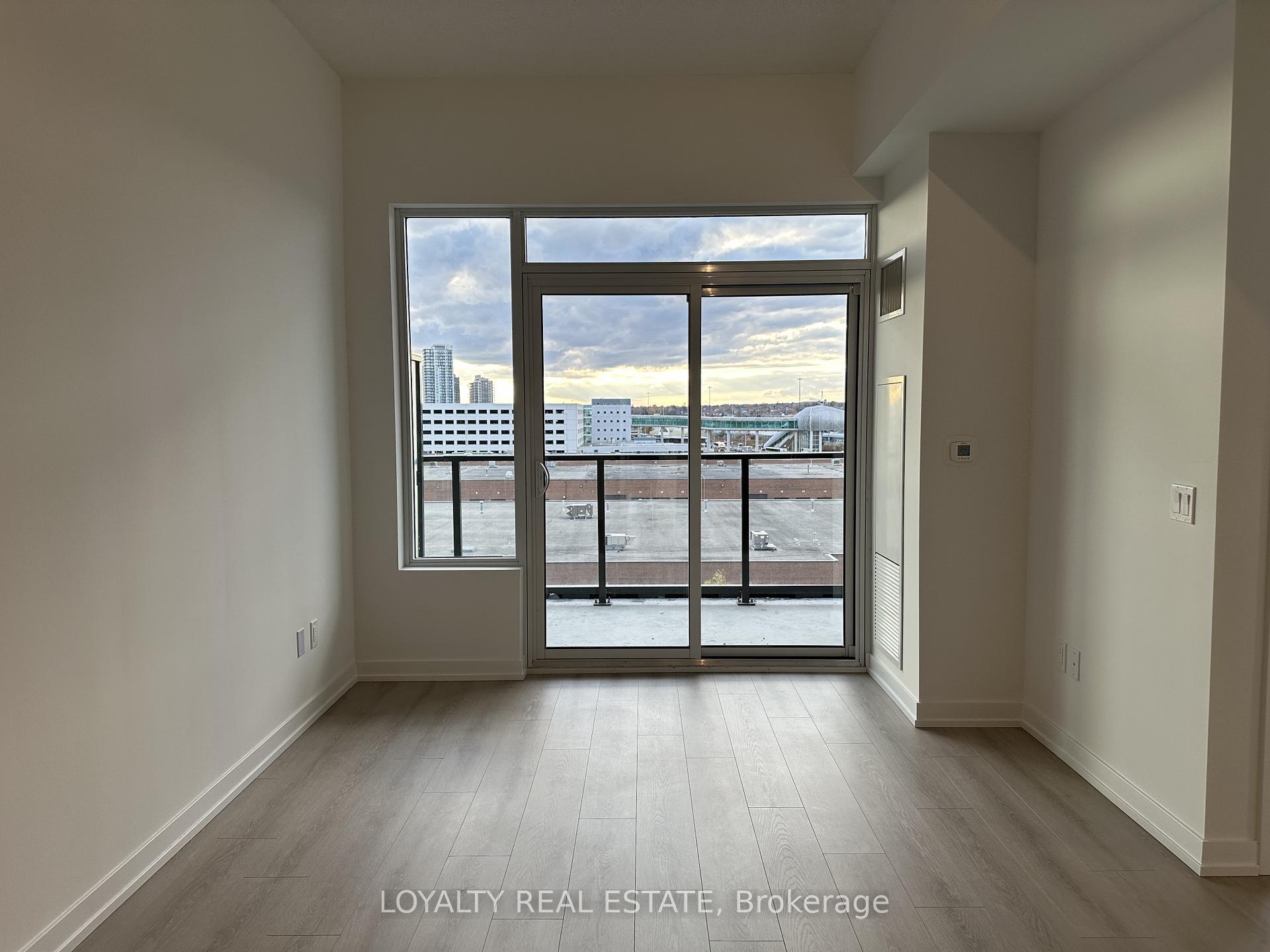 1435 Celebration Drive 612, Pickering — photo 4 of 5
