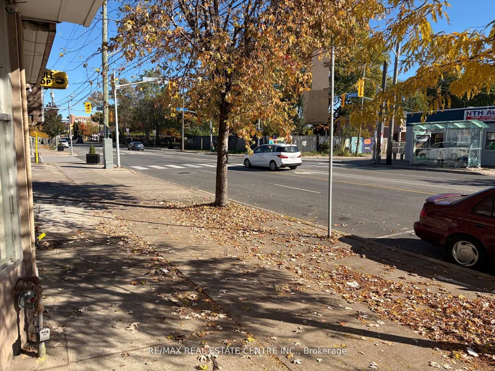 3280 Danforth Avenue Main+Basement, Toronto E06, ON M1L 1C3