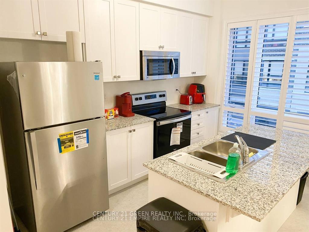 13 Steamboat Way, Whitby — photo 5 of 5
