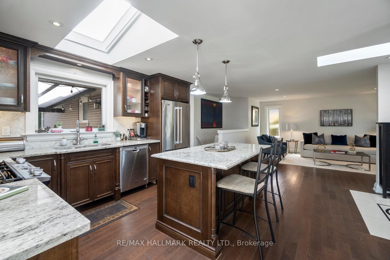 37 Lewin Crescent, Ajax — photo 5 of 5