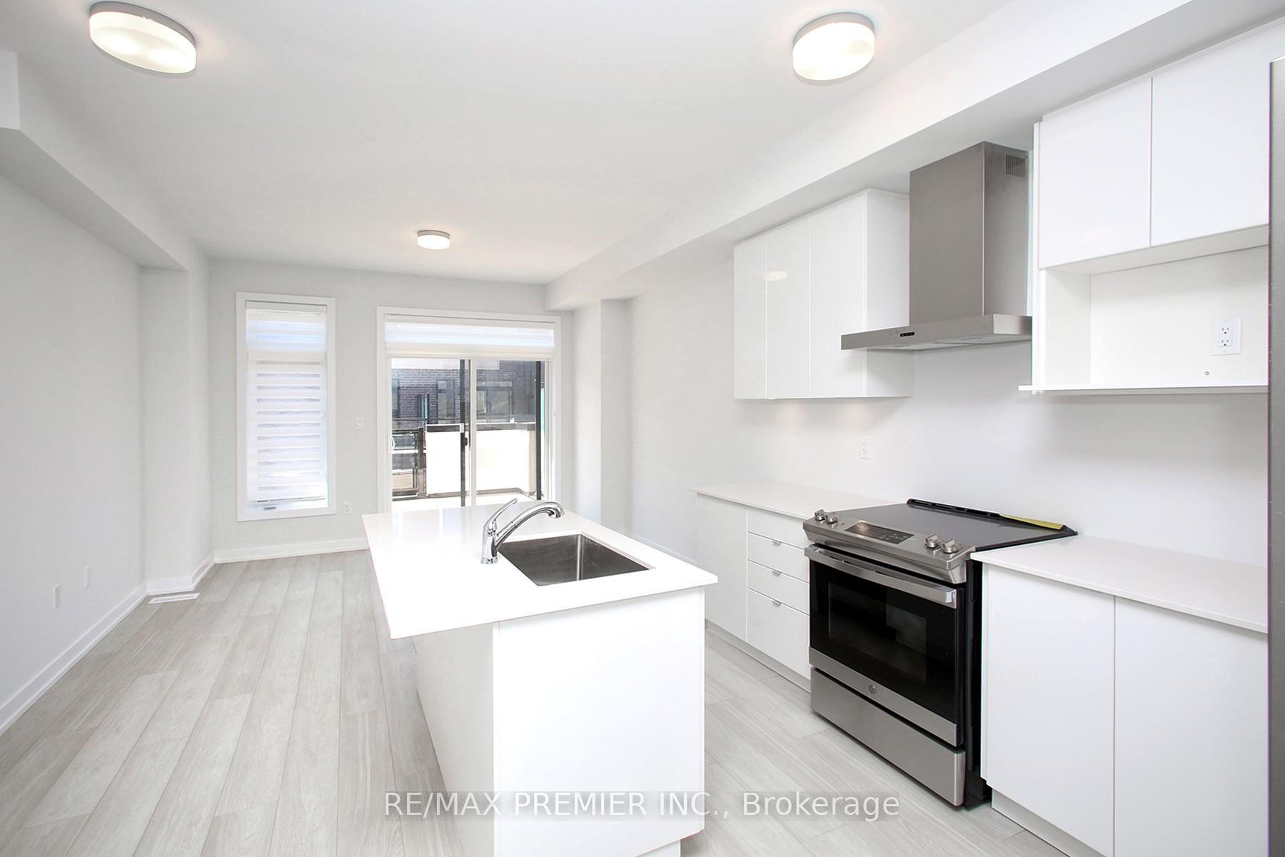 73 Akil Thomas Gardens, Toronto E09 — photo 5 of 5
