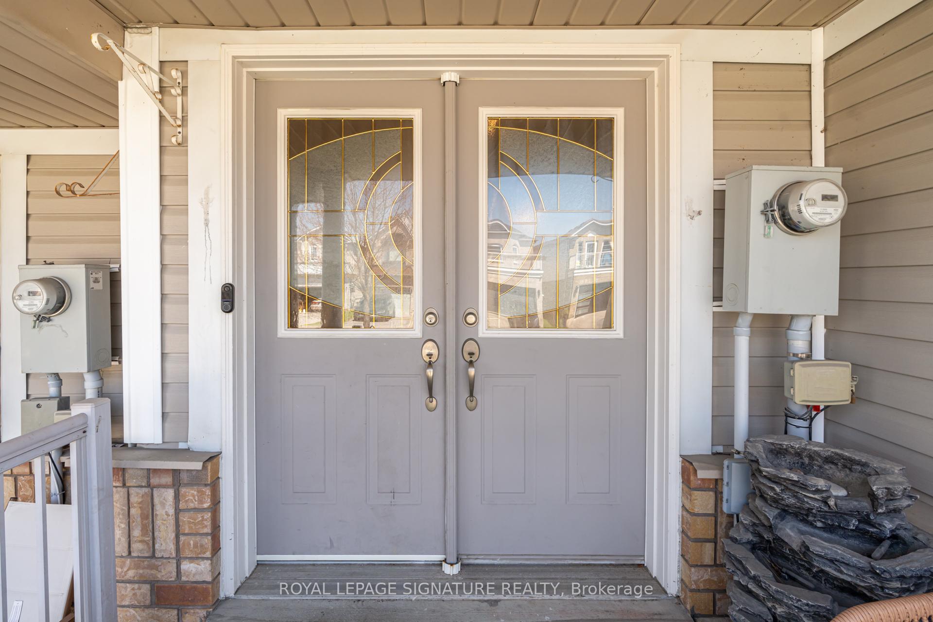 25 Beadle Drive, Ajax — photo 2 of 5