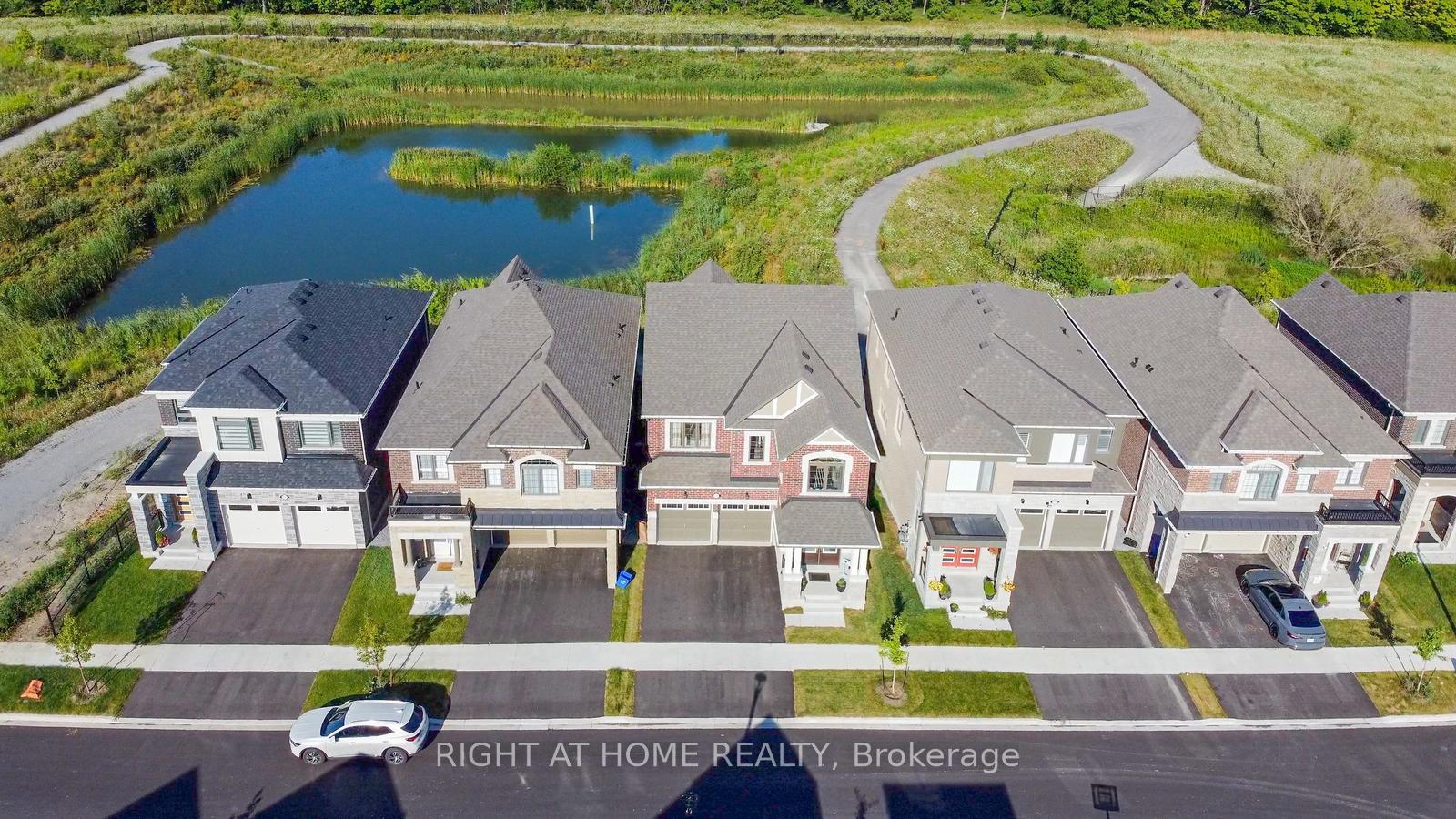 3281 Turnstone Boulevard, Pickering, ON L1X 0M9 — Pickering, Ontario
