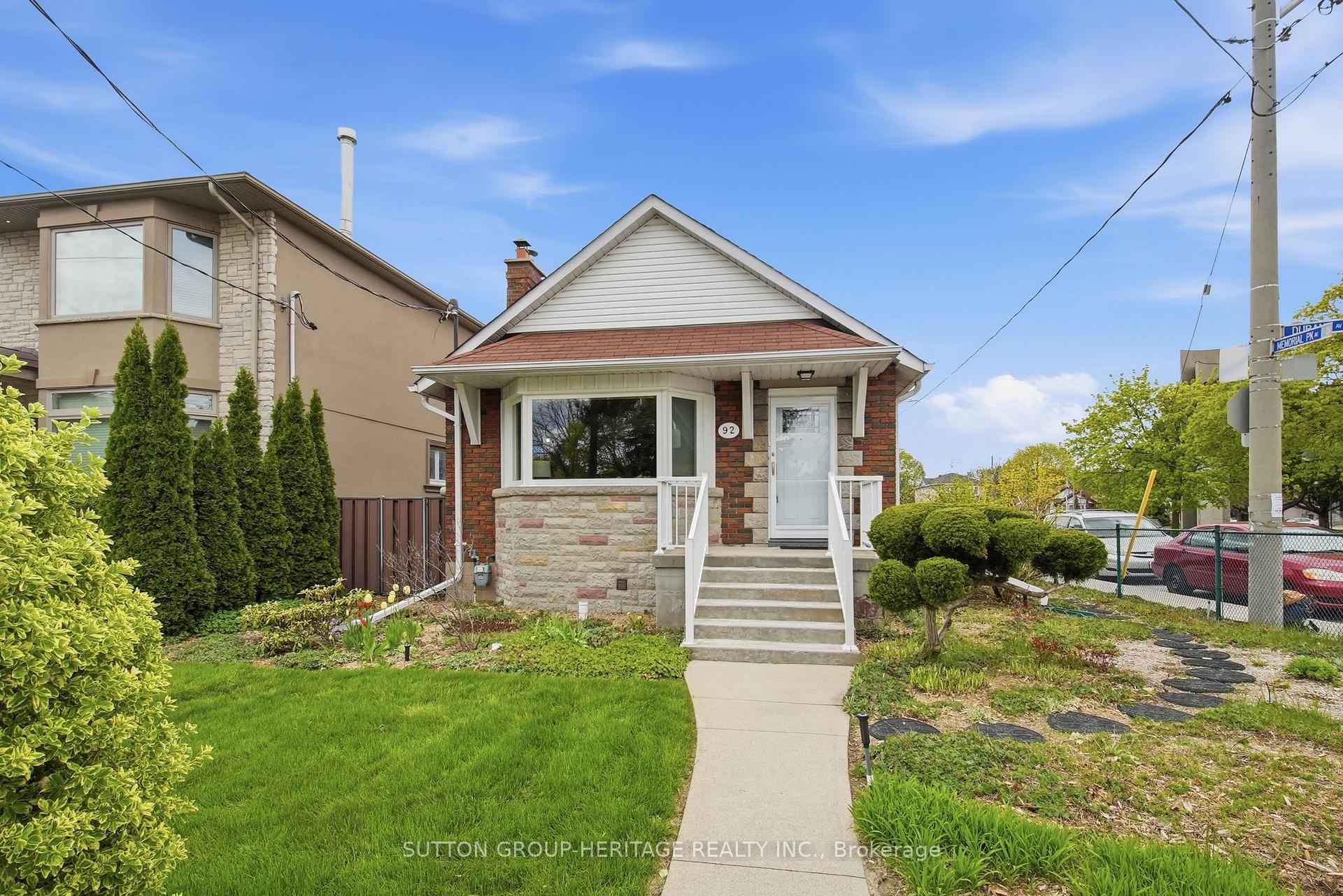 92 Durant Avenue, Toronto E03, ON M4J 4W2