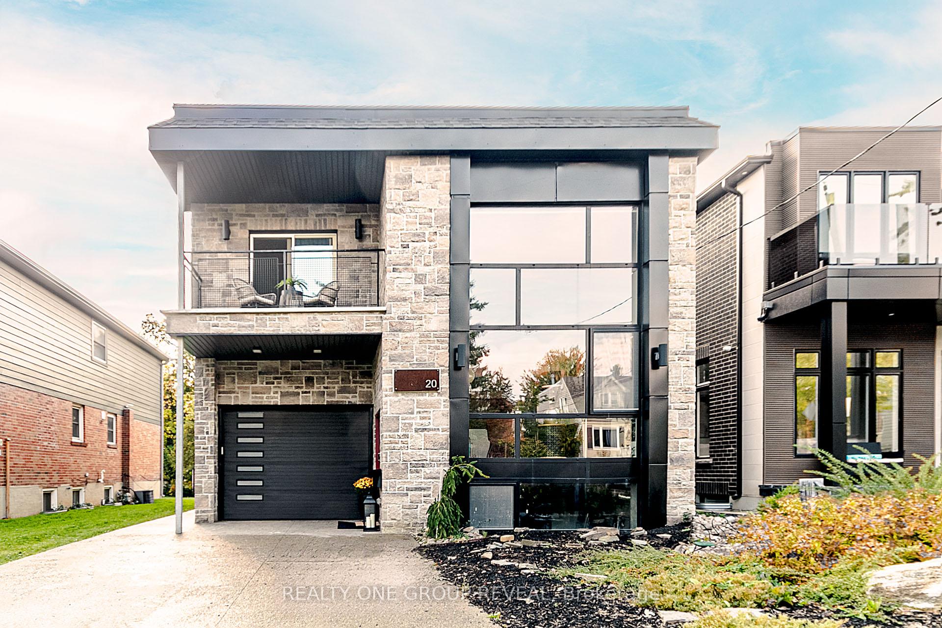 20 Gradwell Drive, Toronto E08, ON M1M 2M9