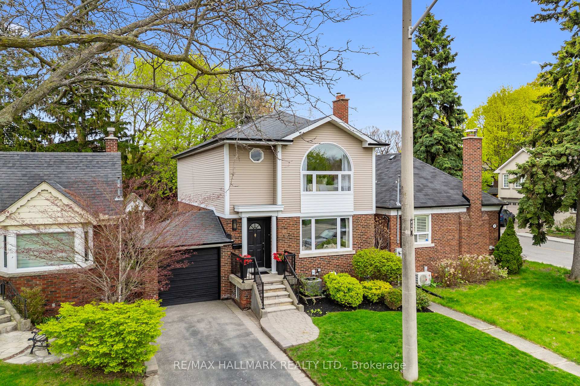 39 Briar Dale Boulevard, Toronto E06, ON M1N 1Z6