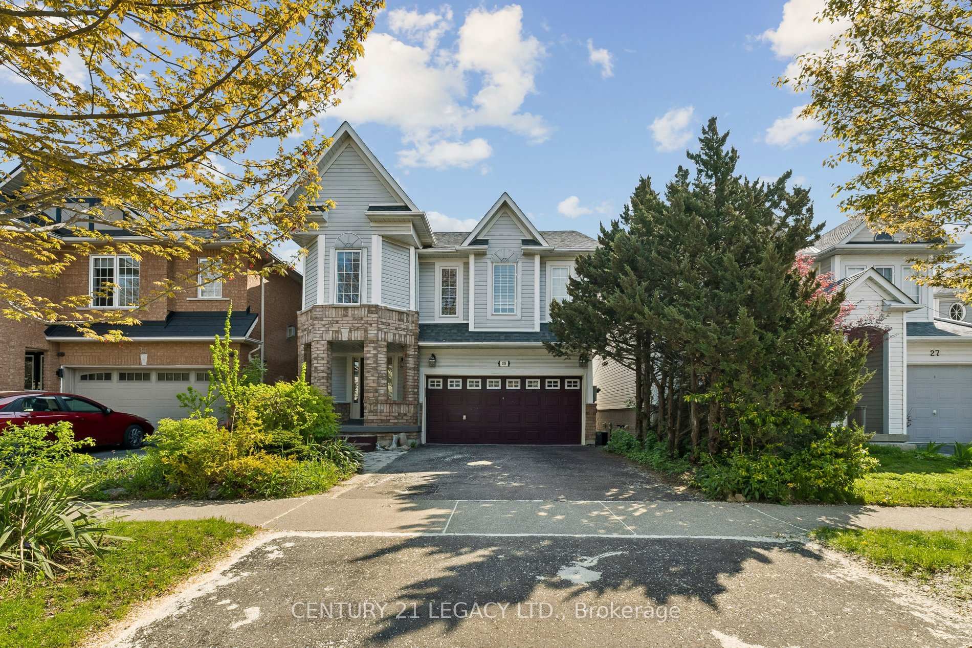 29 Woolf Crescent, Ajax — photo 2 of 5