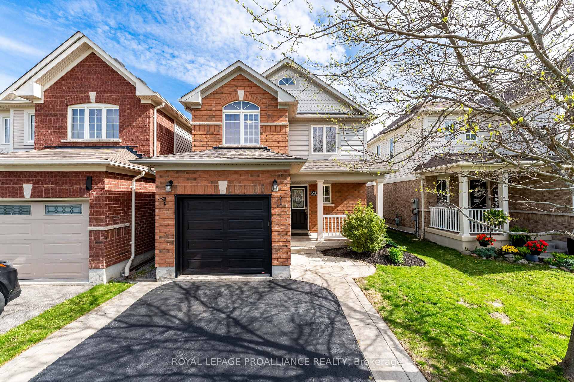 23 Courvier Crescent, Clarington, ON L1C 0E7 — Clarington, Ontario