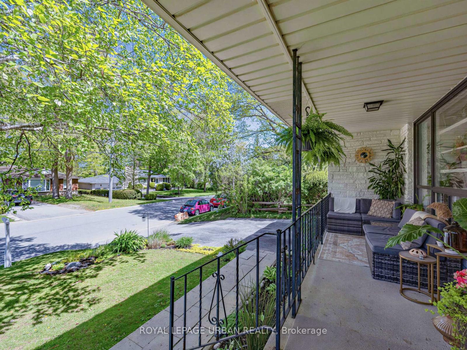 95 Oakridge Drive, Toronto E08 — photo 2 of 5