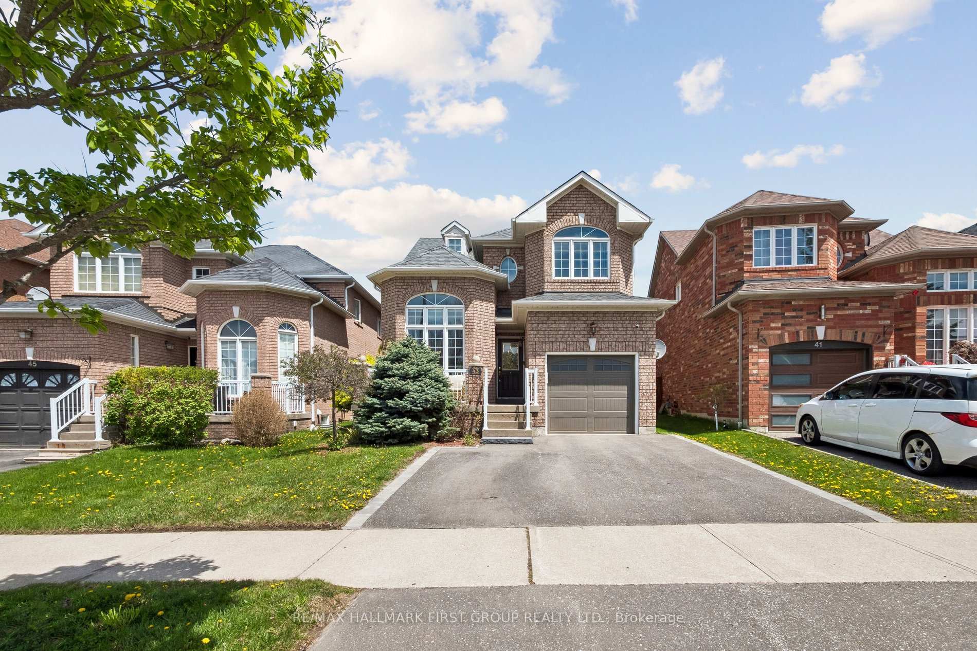 43 Nobbs Drive, Ajax, ON L1T 4L8 — Ajax, Ontario