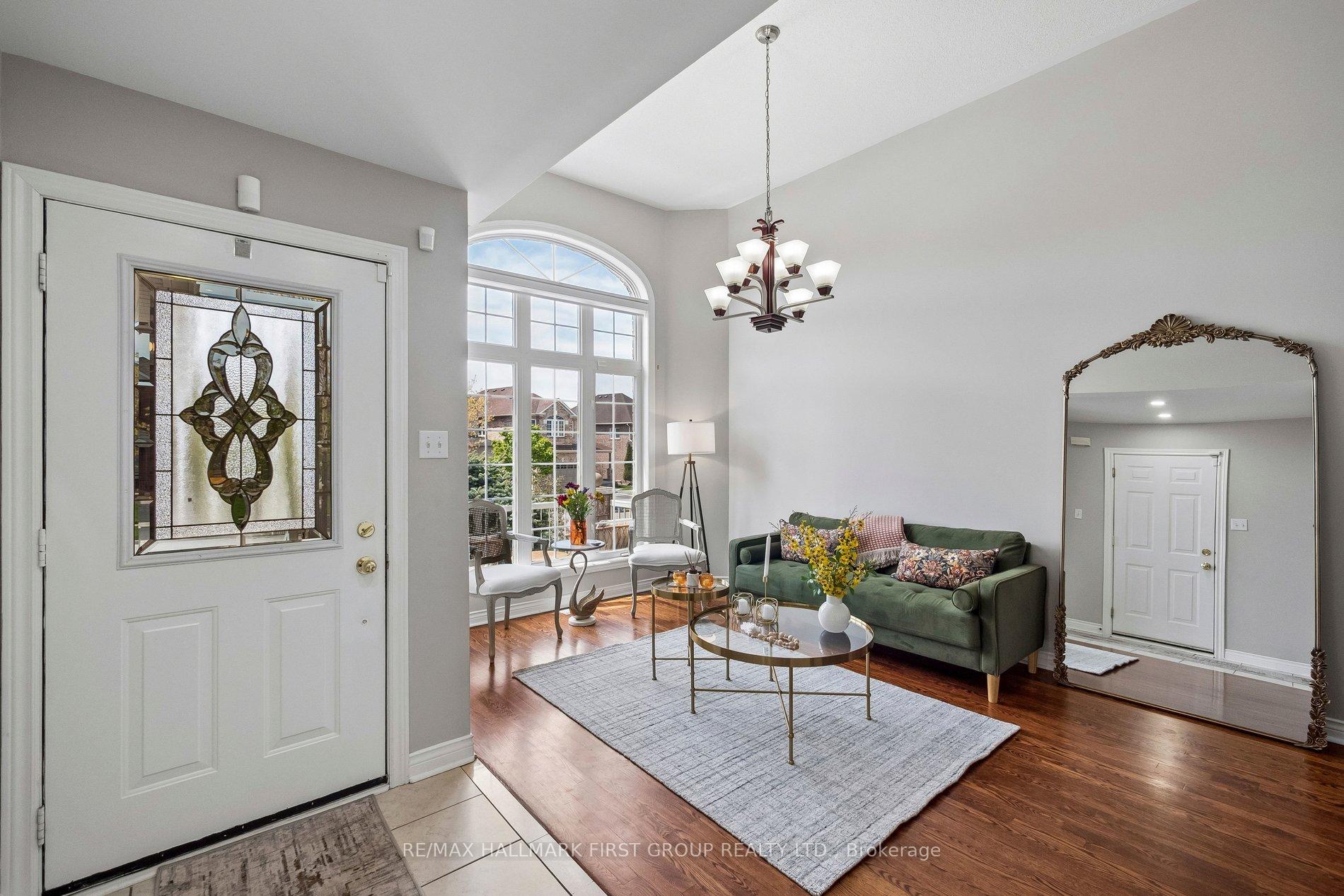 43 Nobbs Drive, Ajax — photo 4 of 5