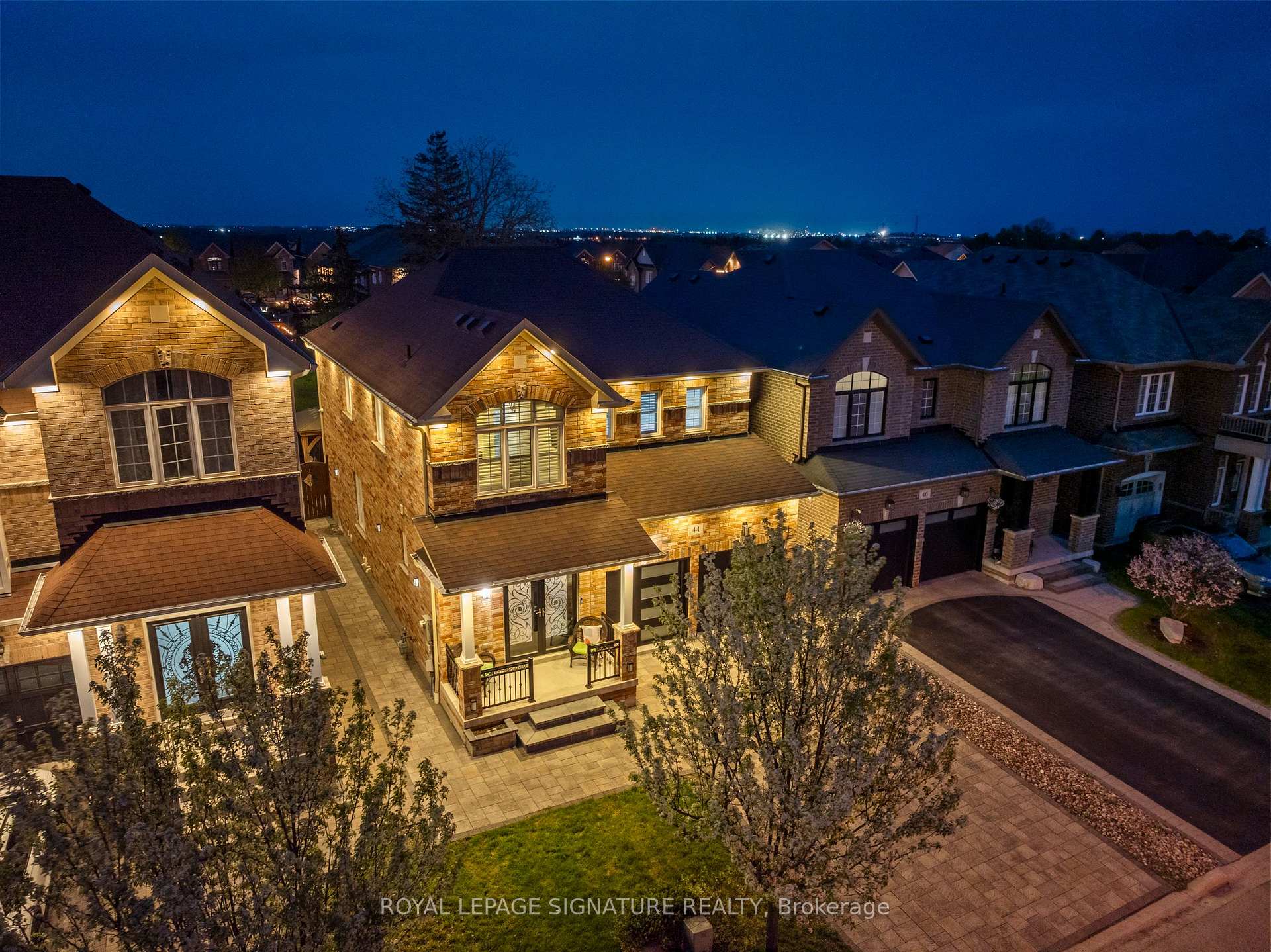 44 Keith-Wright Crescent, Ajax — photo 3 of 5