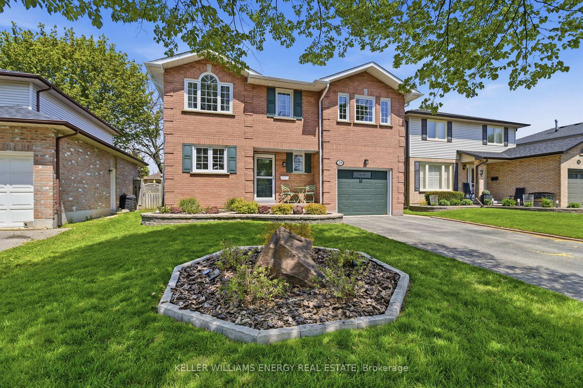 18 ARRAN Court, Clarington, ON L1E 2E5 — Clarington, Ontario